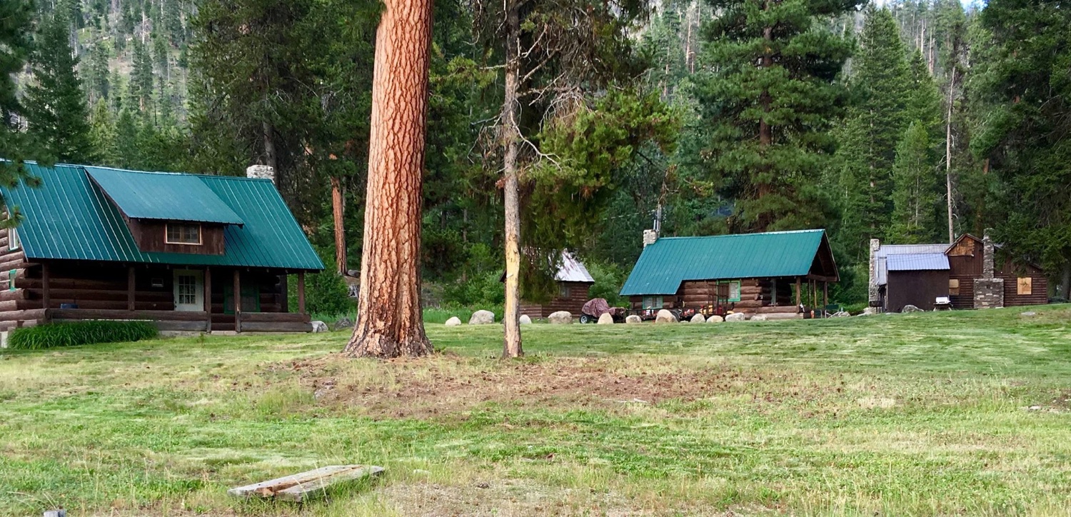 Mountain Lodge & Lake Cabin, Camping, Fishing, Hunting