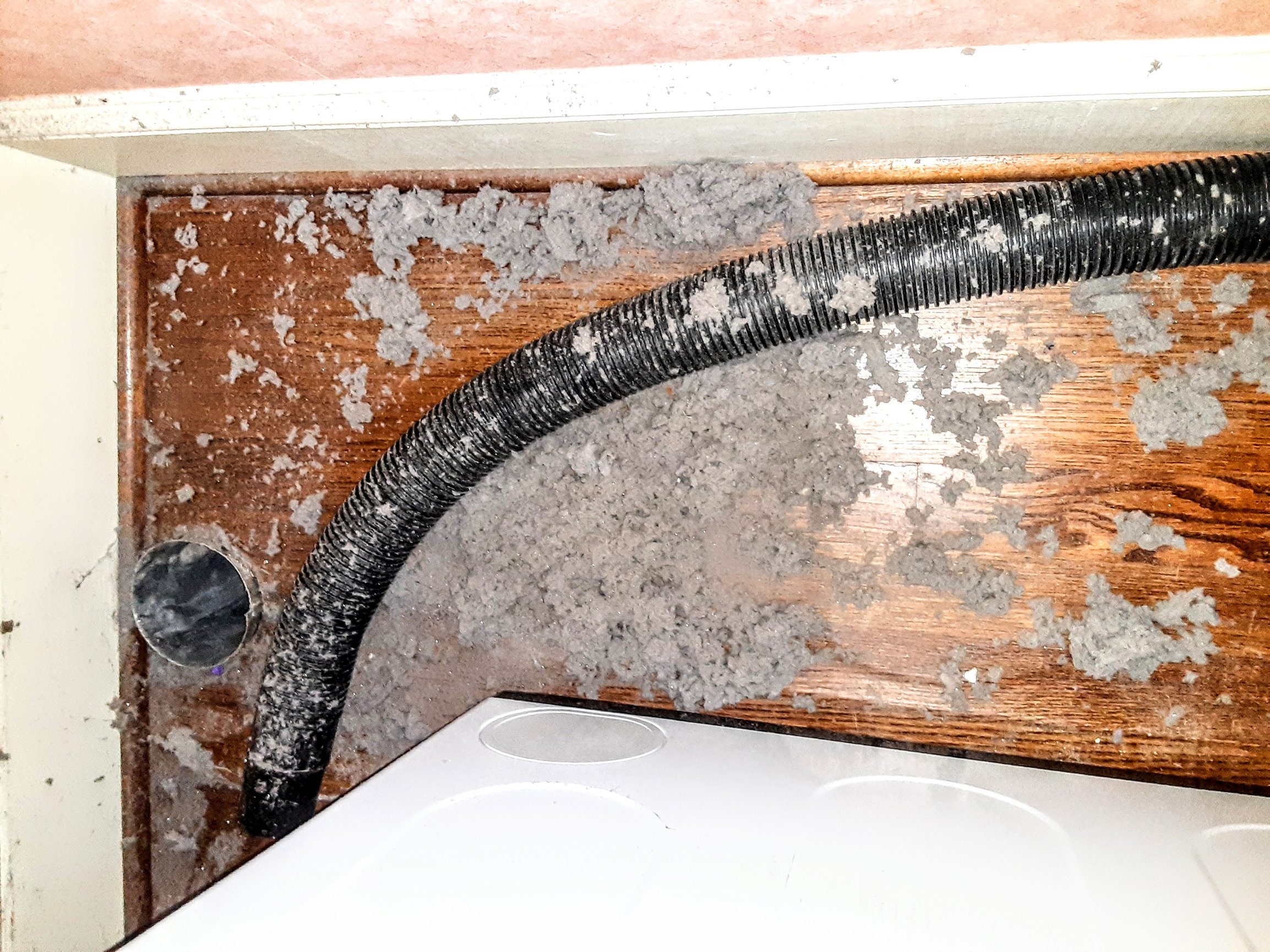 4 Signs That It Is Time To Clean Your Dryer Vent